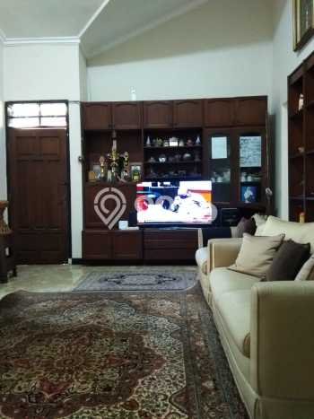 For Sale Rumah 3 Kamar Lokasi Strategis Bagus dan Strategis di Cinere For Sale Rumah 3 Kamar Lokasi Strategis Bagus dan Strategis di Cinere