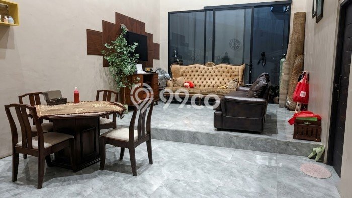 Hot Offer Hunian Premium Ideal dan Luas di Cinere, Depok Hot Offer Hunian Premium Ideal dan Luas di Cinere, Depok