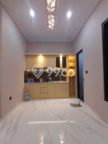 Jual Rumah Minimalis Bagus Punya 4 KT di Jagakarsa Jakarta Selatan SHM Jual Rumah Minimalis Bagus Punya 4 KT di Jagakarsa Jakarta Selatan SHM