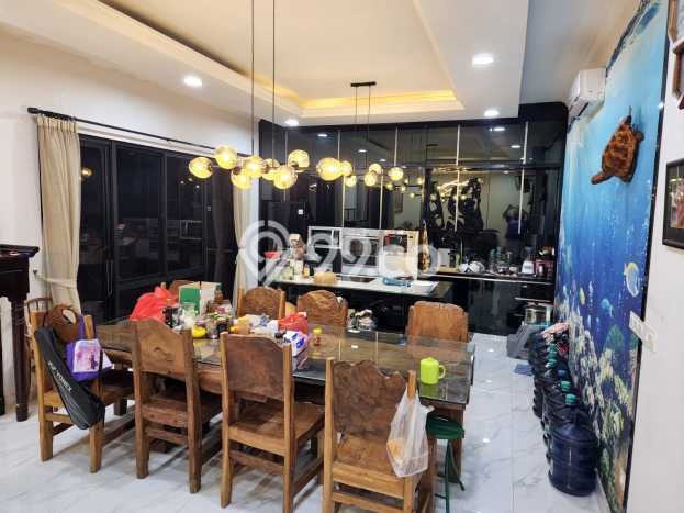 Dijual Rumah Mewah Elegan Dengan View Eksklusif di Pantai Indah Kapuk, Jakarta Utara Dijual Rumah Mewah Elegan Dengan View Eksklusif di Pantai Indah Kapuk, Jakarta Utara