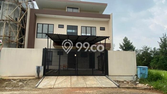 SPECIAL OFFER! Rumah Nyaman area , Luas 300m2m² LB 220m2m² SPECIAL OFFER! Rumah Nyaman area , Luas 300m2m² LB 220m2m²