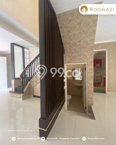 Jual Rumah Mewah Elegan Dengan View Cantik di BSD City, Tangerang Jual Rumah Mewah Elegan Dengan View Cantik di BSD City, Tangerang