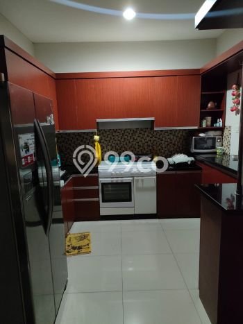 Rumah Elit Modern Tanpa Renovasi di Pondok Cabe Tangerang Rumah Elit Modern Tanpa Renovasi di Pondok Cabe Tangerang