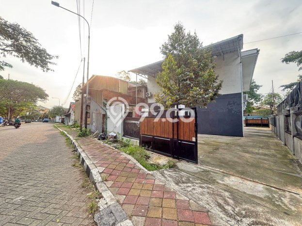 Best Deal Hunian Premium Ideal dan Luas di Karawaci, Tangerang Best Deal Hunian Premium Ideal dan Luas di Karawaci, Tangerang