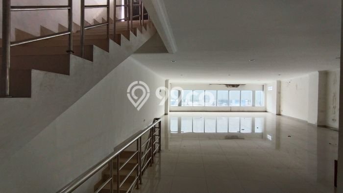 Ruko Dijual di Kebayoran Baru Jakarta Selatan dengan LB 1472m2 Ruko Dijual di Kebayoran Baru Jakarta Selatan dengan LB 1472m2