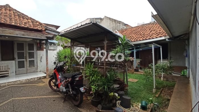 Dijual Rumah Mewah Megah Dengan View Eksklusif di Setiabudi, Jakarta Selatan Dijual Rumah Mewah Megah Dengan View Eksklusif di Setiabudi, Jakarta Selatan