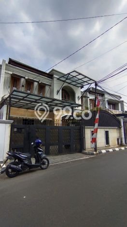 Rumah Luxury Modern Siap Huni di Lebak Bulus Jakarta Selatan Rumah Luxury Modern Siap Huni di Lebak Bulus Jakarta Selatan