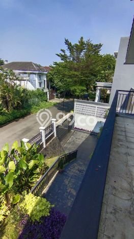 Rumah Luxury Modern Siap Huni di Pondok Indah Jakarta Selatan Rumah Luxury Modern Siap Huni di Pondok Indah Jakarta Selatan