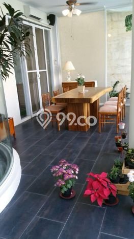 Rumah Luxury Modern Tanpa Renovasi di Pondok Indah Jakarta Selatan Rumah Luxury Modern Tanpa Renovasi di Pondok Indah Jakarta Selatan