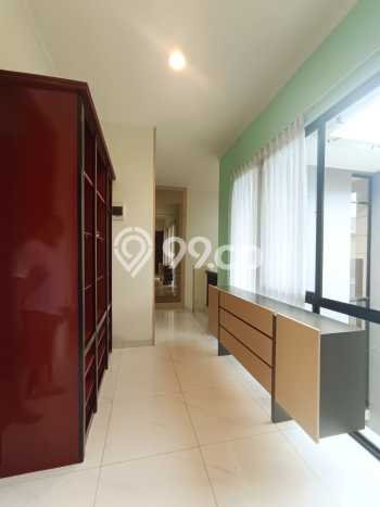 Ready to Use! Luxury House LT 225m2 Desain Elegan di Suvarna Sutera Ready to Use! Luxury House LT 225m2 Desain Elegan di Suvarna Sutera