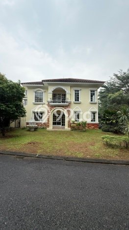 Dijual Rumah Mewah Megah Dengan View Cantik di BSD The Green, Tangerang Dijual Rumah Mewah Megah Dengan View Cantik di BSD The Green, Tangerang