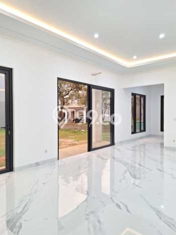 Jual Rumah Luas Elegan Dengan View Cantik di BSD The Icon, Tangerang Jual Rumah Luas Elegan Dengan View Cantik di BSD The Icon, Tangerang