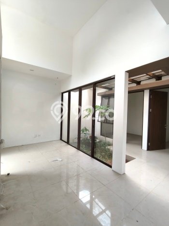 Rumah Modern Cantik 2 KT Siap Huni di Cisauk Rumah Modern Cantik 2 KT Siap Huni di Cisauk