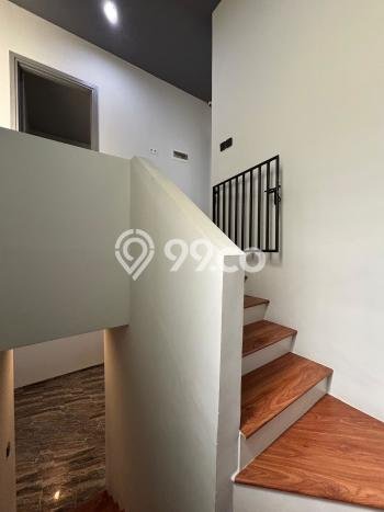 Rumah Modern 3 KT di BSD The Icon Tangerang Semi Furnished Rumah Modern 3 KT di BSD The Icon Tangerang Semi Furnished