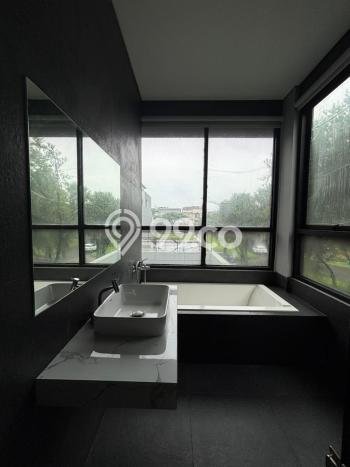 Jual Rumah Mewah Megah Dengan View Cantik di Gading Serpong The Spring, Tangerang Jual Rumah Mewah Megah Dengan View Cantik di Gading Serpong The Spring, Tangerang