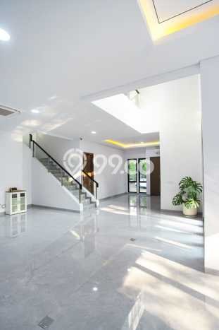 Dijual Rumah Luas Elegan Dengan View Eksklusif di BSD Delatinos, Tangerang Dijual Rumah Luas Elegan Dengan View Eksklusif di BSD Delatinos, Tangerang
