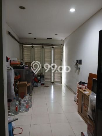Rumah Elit LB 350m2 Siap Pakai Desain Elegan di Citraland, Surabaya Rumah Elit LB 350m2 Siap Pakai Desain Elegan di Citraland, Surabaya