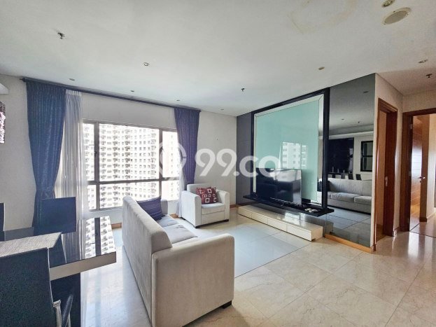 Sewa Apartemen Ekonomis 3 BR di Pakuwon Indah Surabaya Sewa Apartemen Ekonomis 3 BR di Pakuwon Indah Surabaya