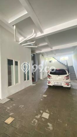 Dijual Kost di Sambikerep, Surabaya, 21 KT, 21 KM, Luas 532m2 Dijual Kost di Sambikerep, Surabaya, 21 KT, 21 KM, Luas 532m2