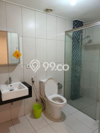 Apartemen Sewa 3 Kamar Murah Siap Huni di Surabaya, Luas 117m2 Apartemen Sewa 3 Kamar Murah Siap Huni di Surabaya, Luas 117m2