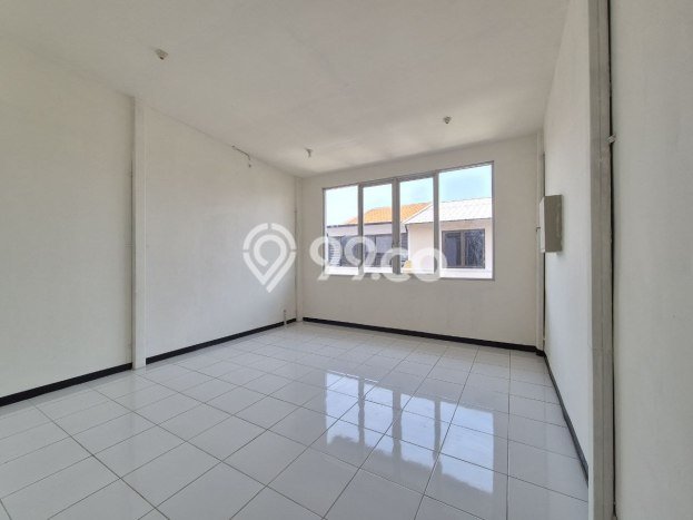 Ruko Disewa di Rungkut, Surabaya, LT 180m2 / LB 560m2 Ruko Disewa di Rungkut, Surabaya, LT 180m2 / LB 560m2