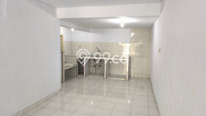 Rumah di Muara Karang, Akses ke Fasilitas, 2 KT, Luas 90m² LB 90m² Rumah di Muara Karang, Akses ke Fasilitas, 2 KT, Luas 90m² LB 90m²
