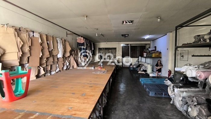 Ruko Bagus Dijual LB 468m2 Lokasi Strategis Jakarta Barat Area Cocok untuk Berbisnis Ruko Bagus Dijual LB 468m2 Lokasi Strategis Jakarta Barat Area Cocok untuk Berbisnis