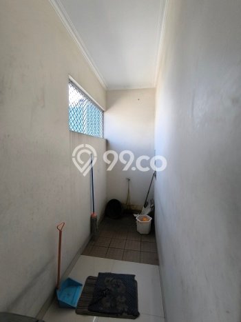 Unit Komersial Dijual di Jakarta Pusat LT 200m2 & LB 650m2 Unit Komersial Dijual di Jakarta Pusat LT 200m2 & LB 650m2