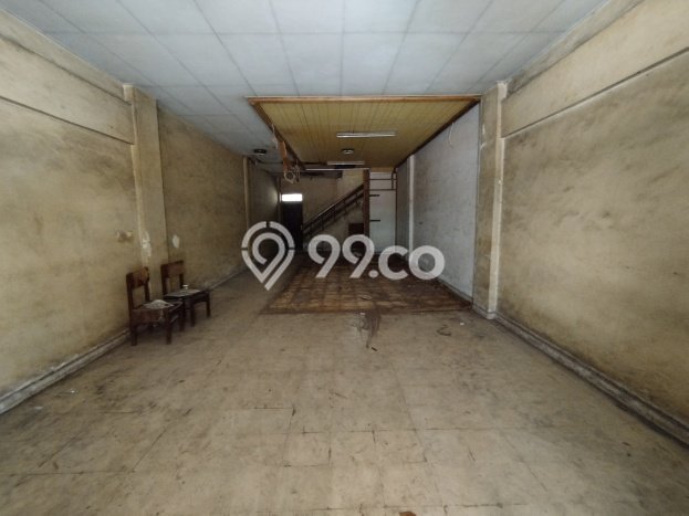 Ruko Dijual di Jakarta Pusat LT 85m2 & LB 250m2 Lokasi Terbaik! Ruko Dijual di Jakarta Pusat LT 85m2 & LB 250m2 Lokasi Terbaik!
