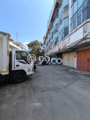 Gudang Dijual di Jakarta Pusat LT 67m2 & LB 360m2 Lokasi Terbaik! Gudang Dijual di Jakarta Pusat LT 67m2 & LB 360m2 Lokasi Terbaik!