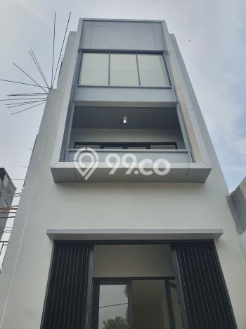 Ruko Strategis di Cengkareng, Luas 241m2m², Kawasan Berkembang Ruko Strategis di Cengkareng, Luas 241m2m², Kawasan Berkembang