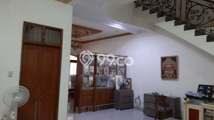 Hunian Mewah Siap Huni LT 172m2 di Tambora, Jakarta Barat Hunian Mewah Siap Huni LT 172m2 di Tambora, Jakarta Barat