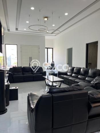 Rumah Mewah LB 500m2 Siap Huni Desain Elegan di Pluit, Jakarta Utara Rumah Mewah LB 500m2 Siap Huni Desain Elegan di Pluit, Jakarta Utara