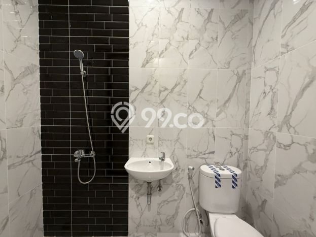 Rumah Modern 3 KT di Kedoya Jakarta Barat Unfurnished Rumah Modern 3 KT di Kedoya Jakarta Barat Unfurnished