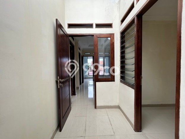 For Sale Rumah 4 Kamar Lokasi Ideal Nyaman dan Strategis di Tebet For Sale Rumah 4 Kamar Lokasi Ideal Nyaman dan Strategis di Tebet