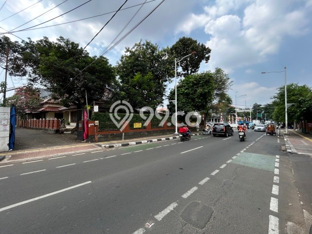 Hunian Eksklusif Dijual LT 569m2 di Tebet, Jakarta Selatan Hunian Eksklusif Dijual LT 569m2 di Tebet, Jakarta Selatan