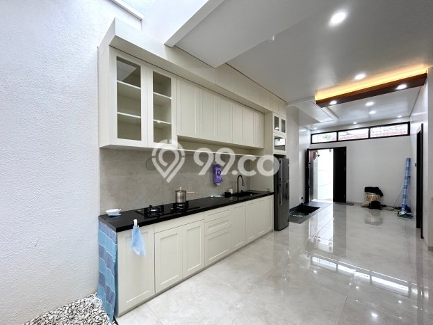 Siap Huni Hunian Elit 2 Kamar di Tebet Dekat ke Mana Saja Siap Huni Hunian Elit 2 Kamar di Tebet Dekat ke Mana Saja