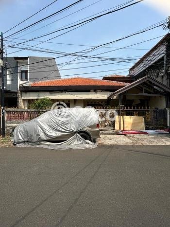 Rumah Mewah Siap Huni LT 202m2 di Tebet, Jakarta Selatan Rumah Mewah Siap Huni LT 202m2 di Tebet, Jakarta Selatan