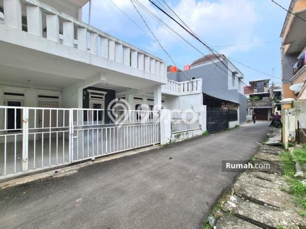 Best Deal Hunian Mewah Ideal dan Luas di Tebet, Jakarta Selatan Best Deal Hunian Mewah Ideal dan Luas di Tebet, Jakarta Selatan