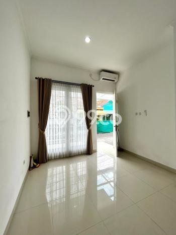 Siap Huni Hunian Elit 4 Kamar di Tebet Dekat ke Mana Pun Siap Huni Hunian Elit 4 Kamar di Tebet Dekat ke Mana Pun