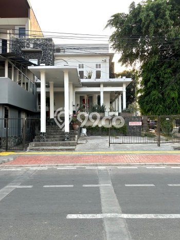 Kantor Dijual di Tebet LT 276m2, LB 350m2 untuk Investasi Kantor Dijual di Tebet LT 276m2, LB 350m2 untuk Investasi