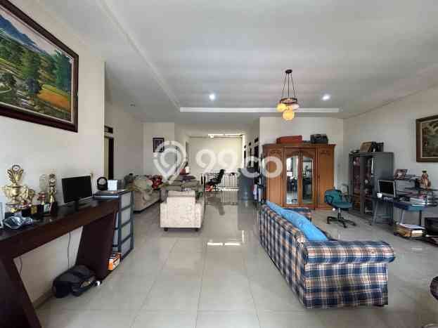 Dijual Rumah Premium dengan Fasilitas Sekitar Komplit di Tebet, Jakarta Selatan Dijual Rumah Premium dengan Fasilitas Sekitar Komplit di Tebet, Jakarta Selatan