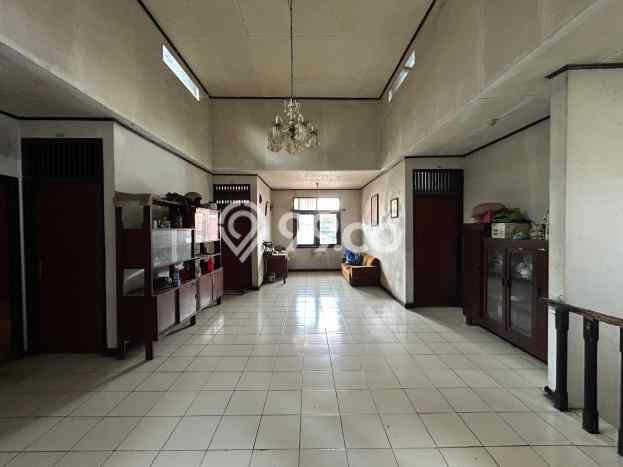 Siap Huni Rumah Mewah 7 Kamar di Tebet Dekat ke Mana Pun Siap Huni Rumah Mewah 7 Kamar di Tebet Dekat ke Mana Pun