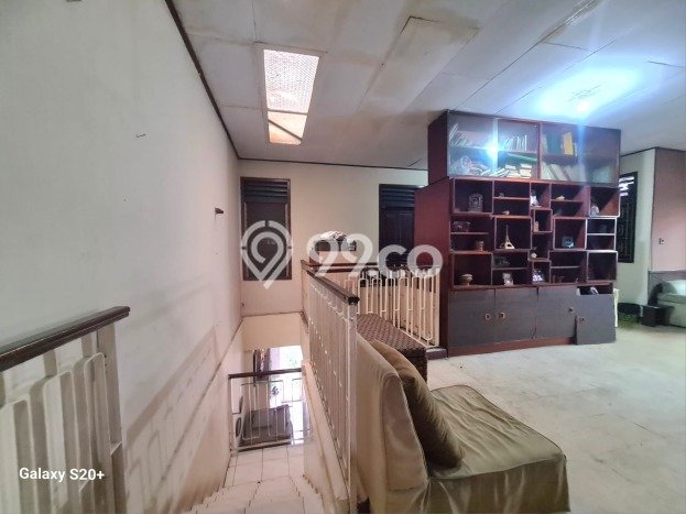 Rumah Elit Modern Siap Huni di Cawang Jakarta Timur Rumah Elit Modern Siap Huni di Cawang Jakarta Timur