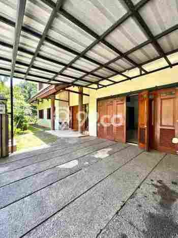 Rumah Luxury Modern Tanpa Renovasi di Tanjung Barat Jakarta Selatan Rumah Luxury Modern Tanpa Renovasi di Tanjung Barat Jakarta Selatan