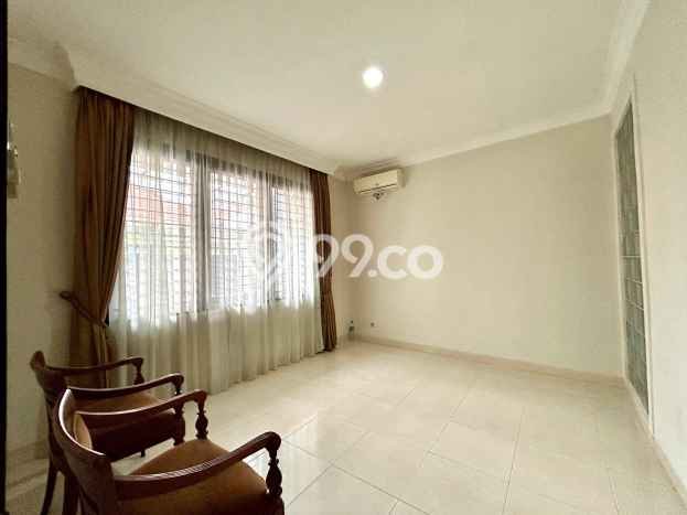 Hunian Mewah Siap Huni LT 96m2 di Tebet, Jakarta Selatan Hunian Mewah Siap Huni LT 96m2 di Tebet, Jakarta Selatan