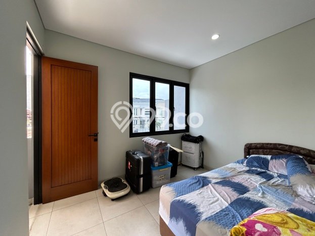 Best Deal Hunian Premium Ideal dan Luas di Tebet, Jakarta Selatan Best Deal Hunian Premium Ideal dan Luas di Tebet, Jakarta Selatan