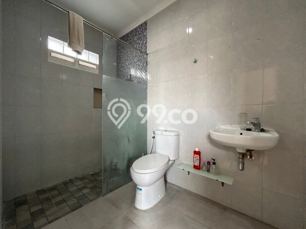 Rumah Luxury Modern Siap Huni di Kalibata Jakarta Selatan Rumah Luxury Modern Siap Huni di Kalibata Jakarta Selatan