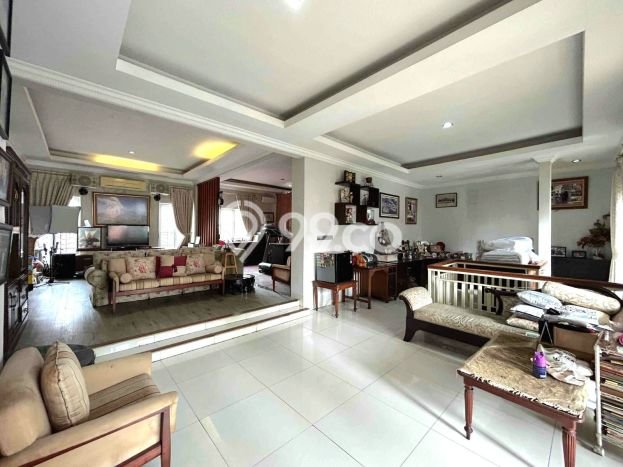 Dijual Rumah Mewah Megah Dengan View Eksklusif di Condet, Jakarta Timur Dijual Rumah Mewah Megah Dengan View Eksklusif di Condet, Jakarta Timur