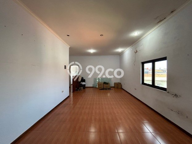 Ruko Bagus Dijual LB 320m2 Lokasi Strategis Jakarta Selatan Area Cocok untuk Berbisnis Ruko Bagus Dijual LB 320m2 Lokasi Strategis Jakarta Selatan Area Cocok untuk Berbisnis